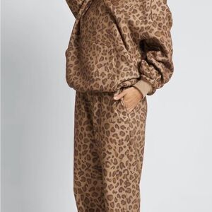 Comfrt leopard set